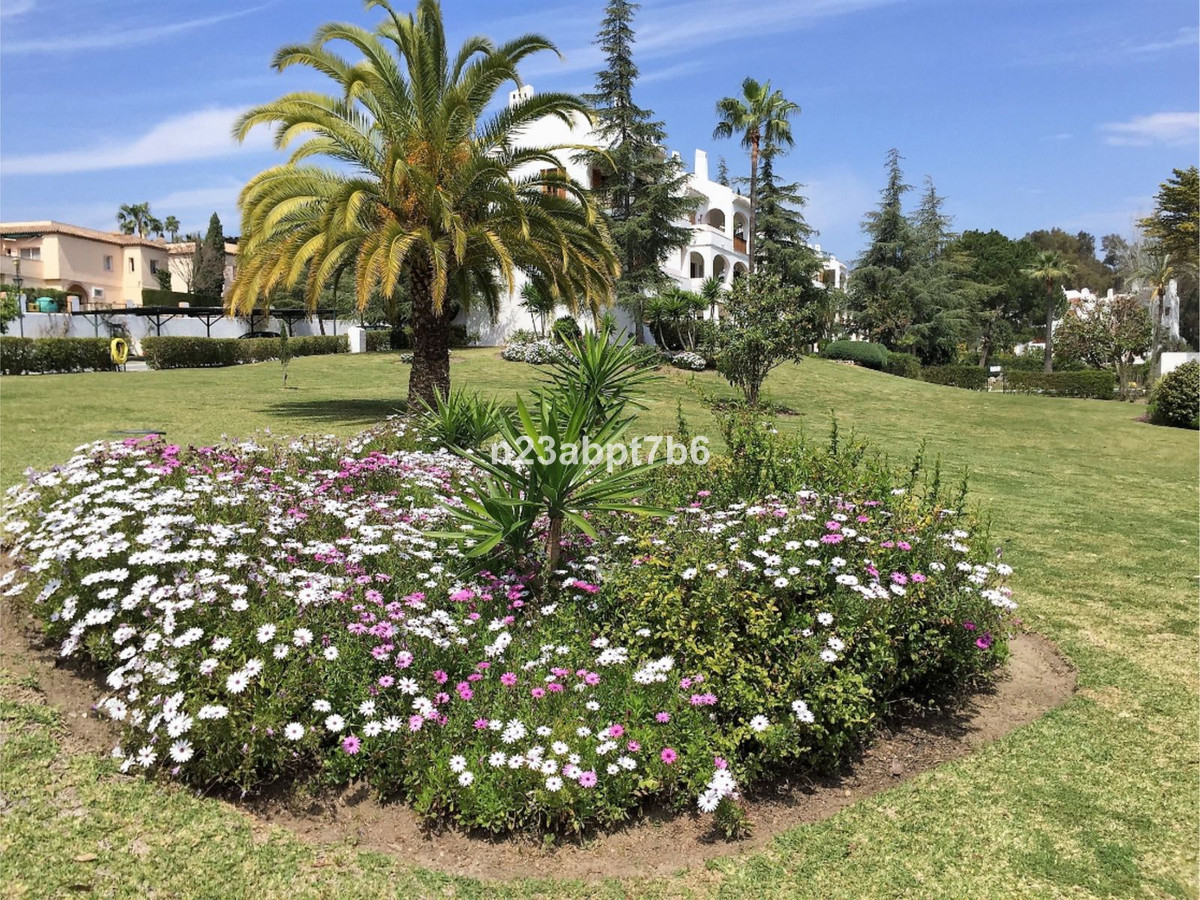 Appartement te koop in Nueva Andalucía | 2 slaapkamers H5142721