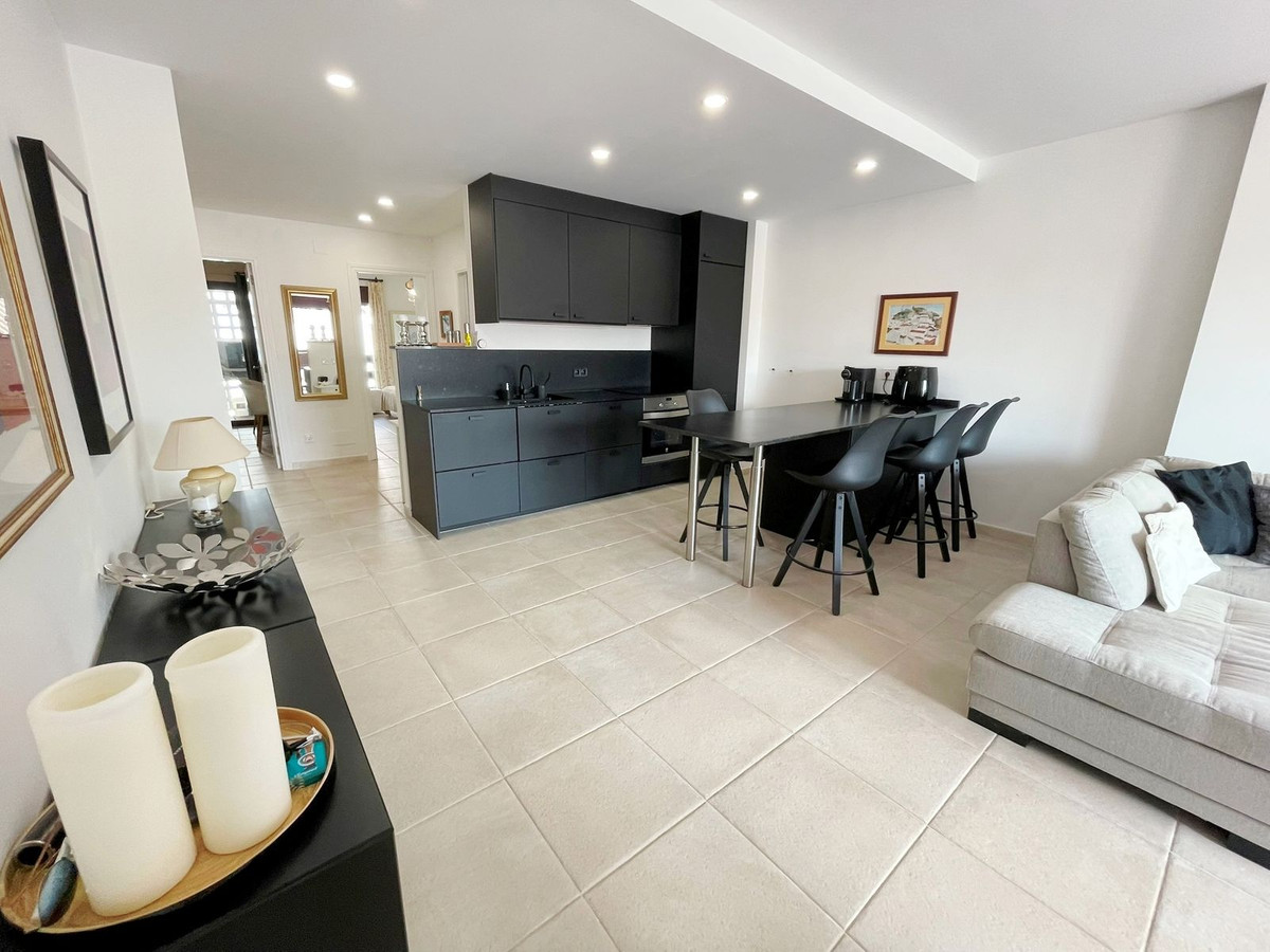 Appartement te koop in Nueva Andalucía | 3 slaapkamers H5142745