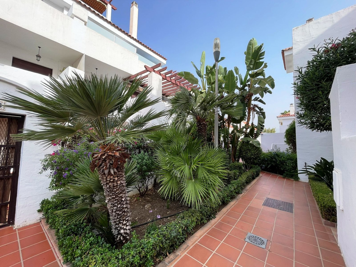 Appartement te koop in Nueva Andalucía | 3 slaapkamers H5142745
