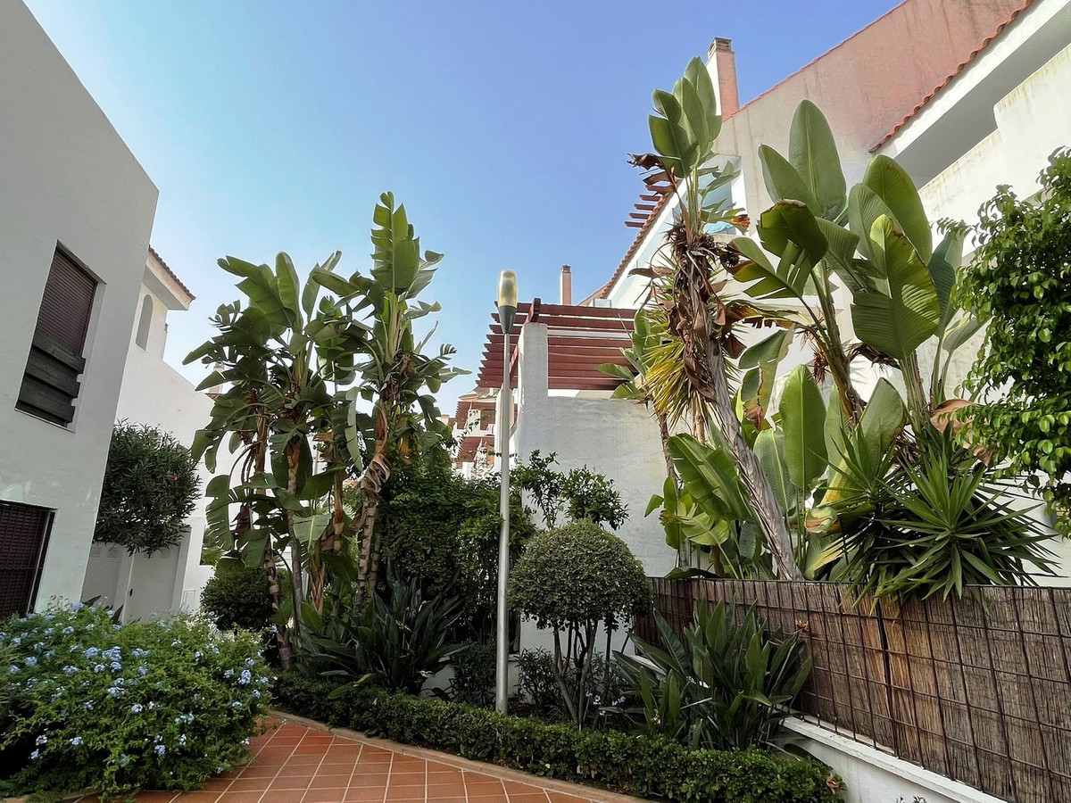 Appartement te koop in Nueva Andalucía | 3 slaapkamers H5142745