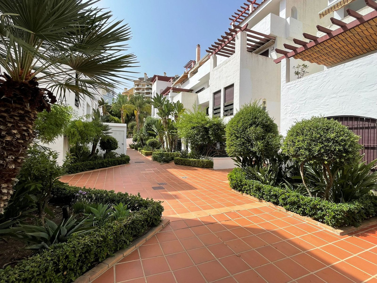 Appartement te koop in Nueva Andalucía | 3 slaapkamers H5142745