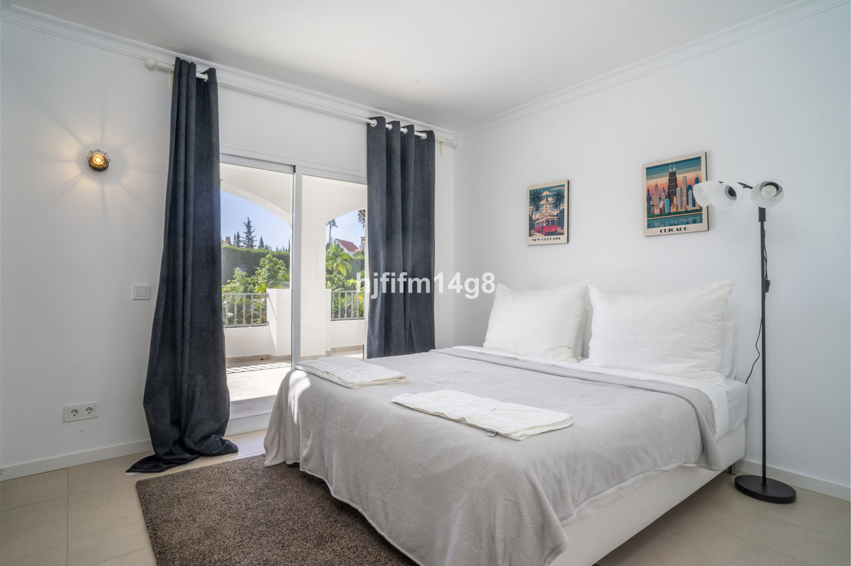 Huis te koop in Nueva Andalucía | 4 slaapkamers H5143321