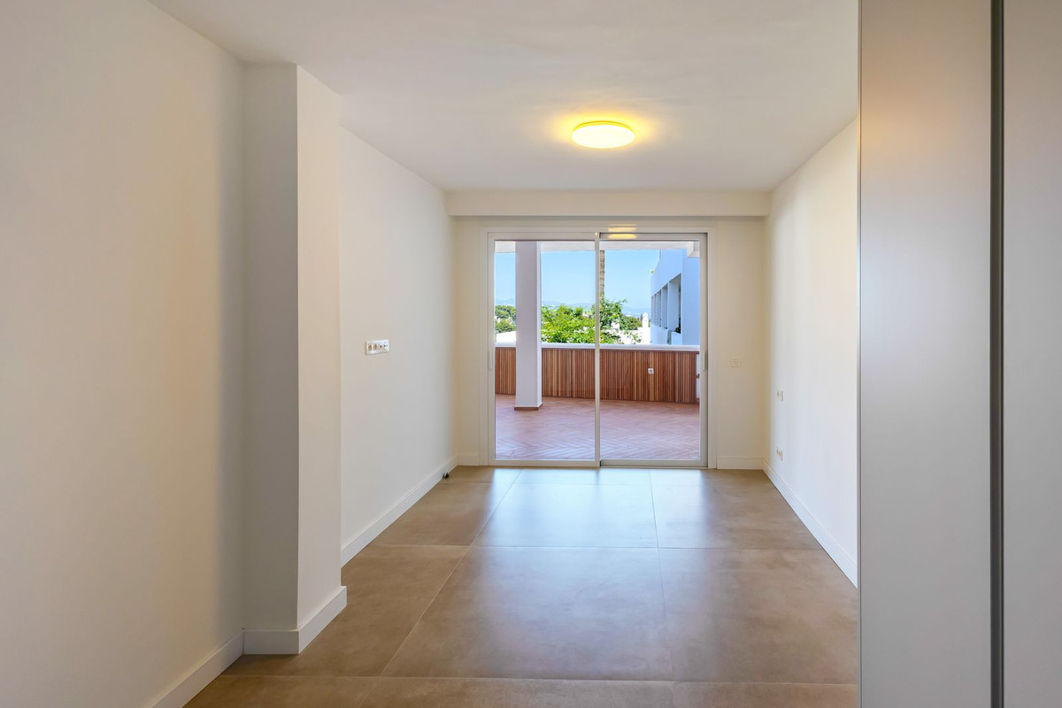 Appartement te koop in Nueva Andalucía | 2 slaapkamers H5143975