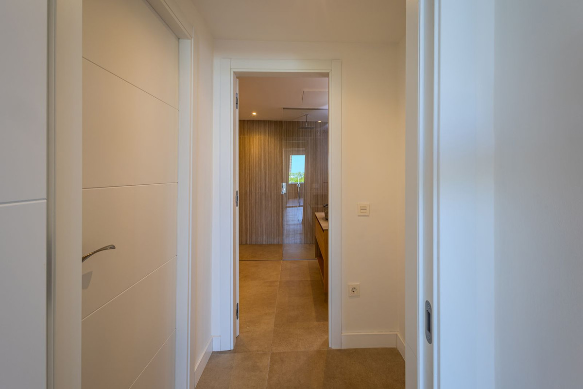 Appartement te koop in Nueva Andalucía | 2 slaapkamers H5143975