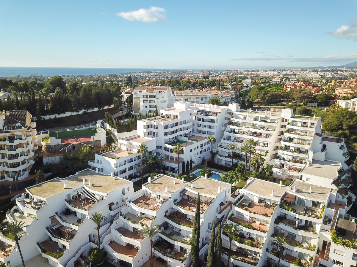 Appartement te koop in Nueva Andalucía | 2 slaapkamers H5143975