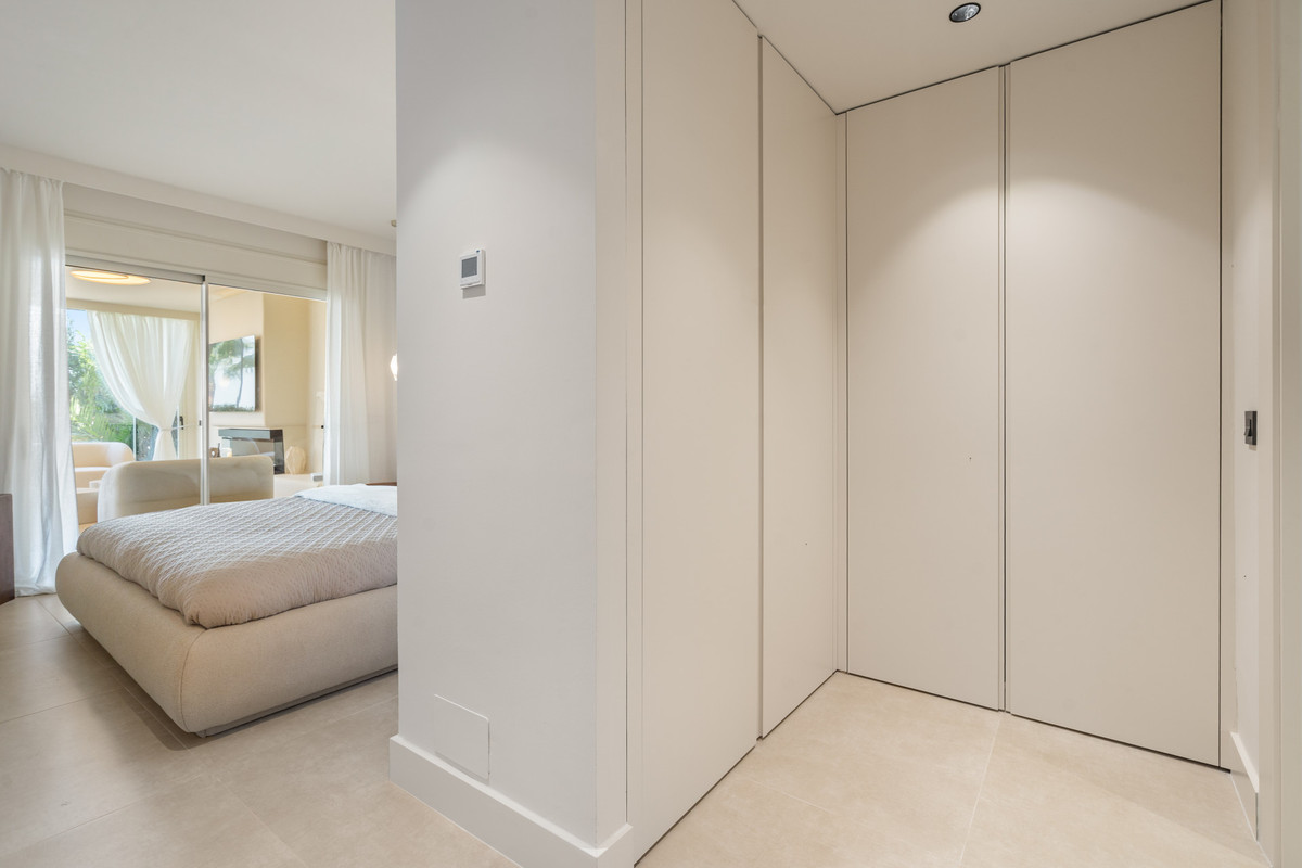 Appartement te koop in Nueva Andalucía | 3 slaapkamers H5144191