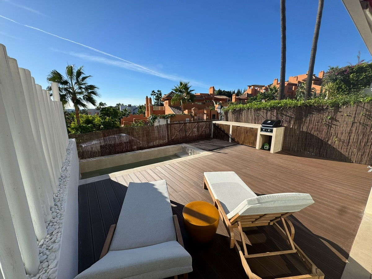 Appartement te koop in Nueva Andalucía | 3 slaapkamers H5144191