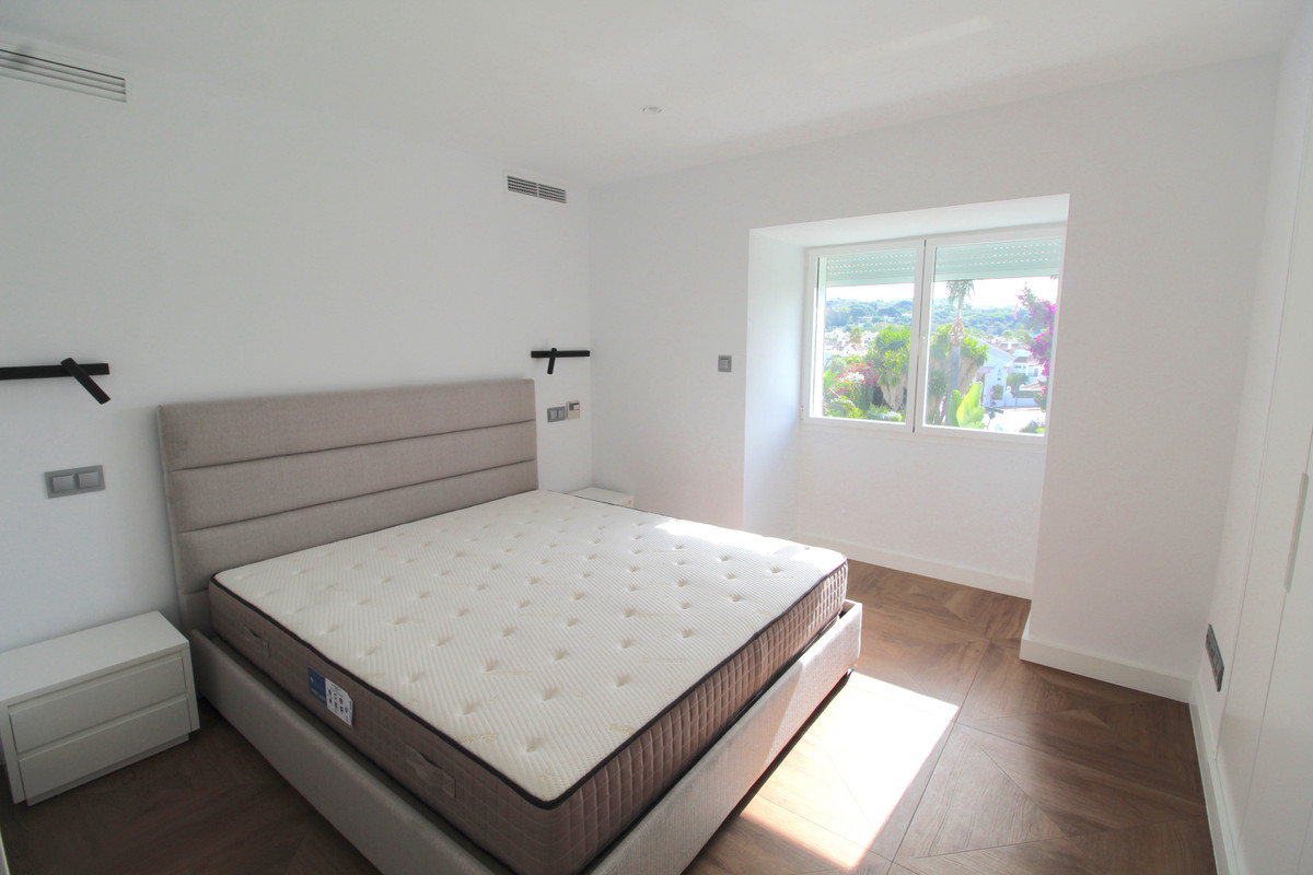 Huis te koop in Nueva Andalucía | 5 slaapkamers H5145193