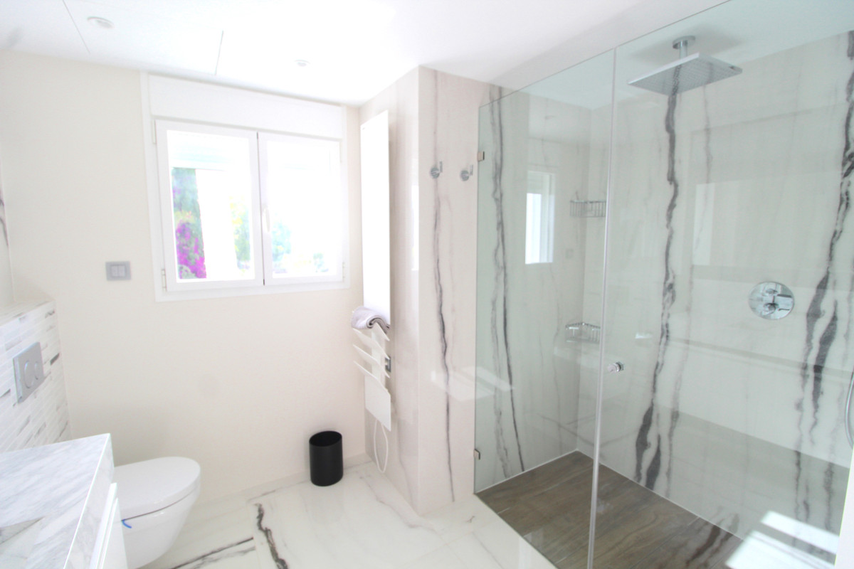 Huis te koop in Nueva Andalucía | 5 slaapkamers H5145193