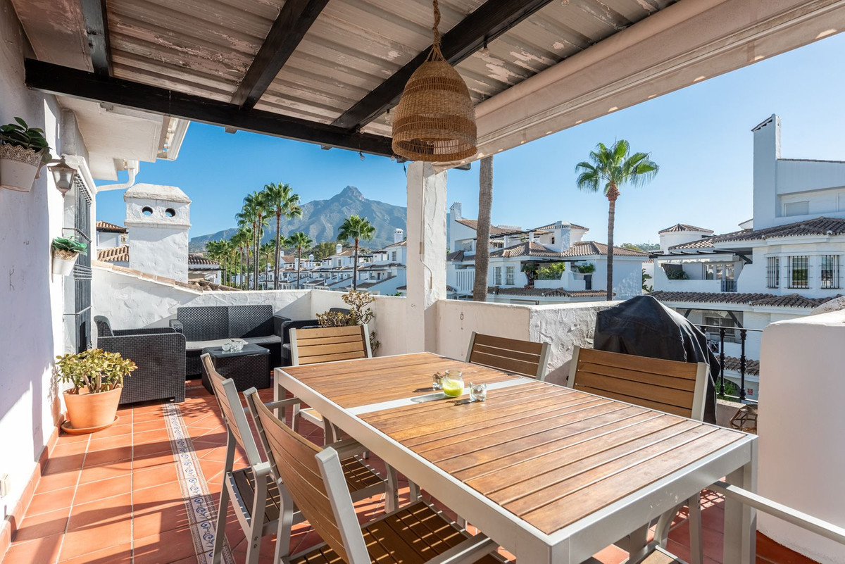 Appartement te koop in Nueva Andalucía | 3 slaapkamers H5145889