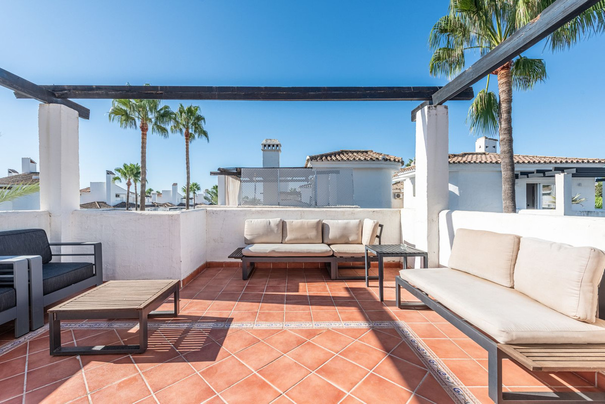 Appartement te koop in Nueva Andalucía | 3 slaapkamers H5145889