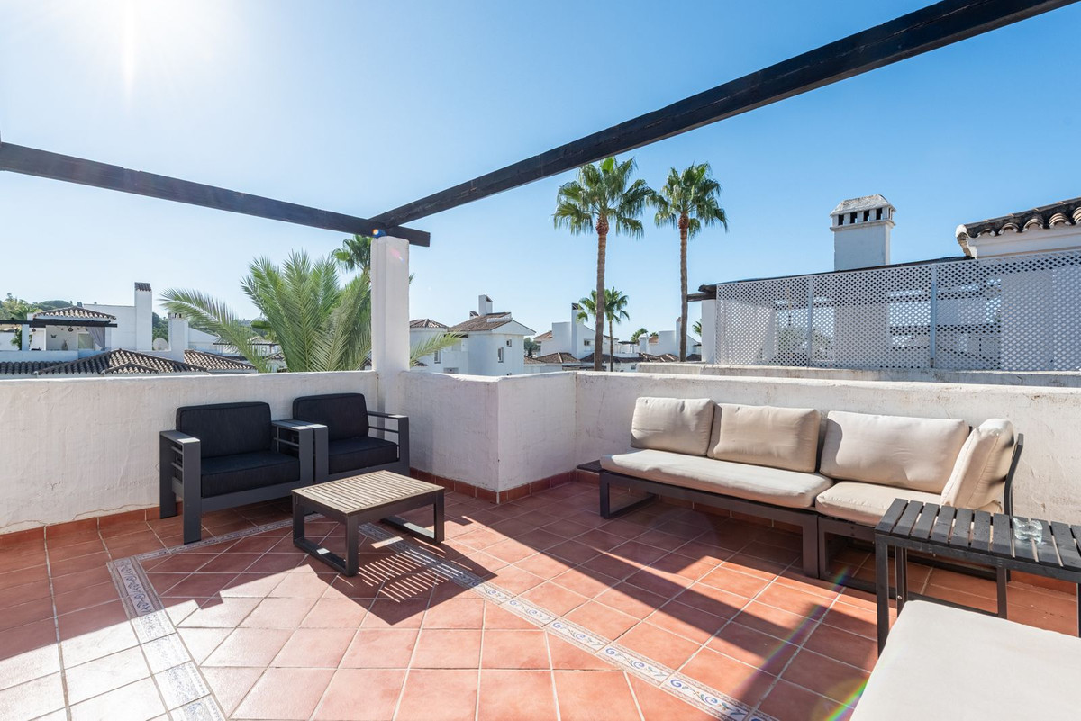 Appartement te koop in Nueva Andalucía | 3 slaapkamers H5145889