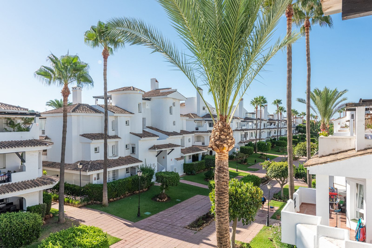 Appartement te koop in Nueva Andalucía | 3 slaapkamers H5145889