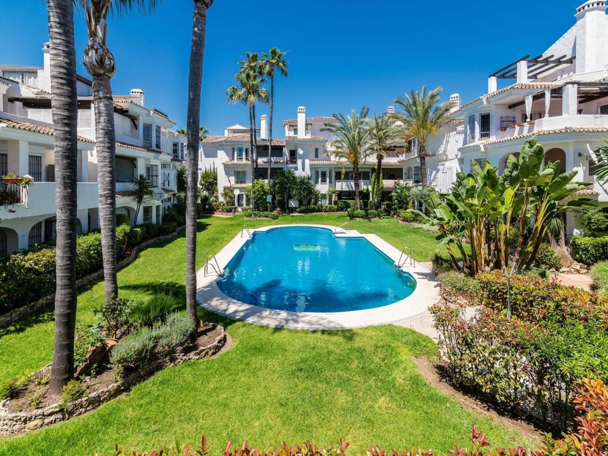 Appartement te koop in Nueva Andalucía | 3 slaapkamers H5145889