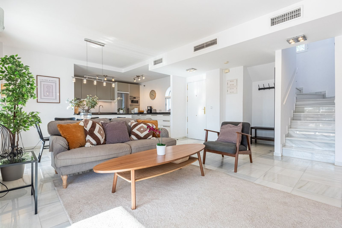 Appartement te koop in Nueva Andalucía | 3 slaapkamers H5145889
