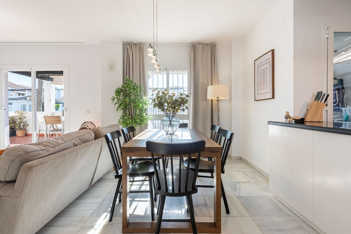 Appartement te koop in Nueva Andalucía | 3 slaapkamers H5145889