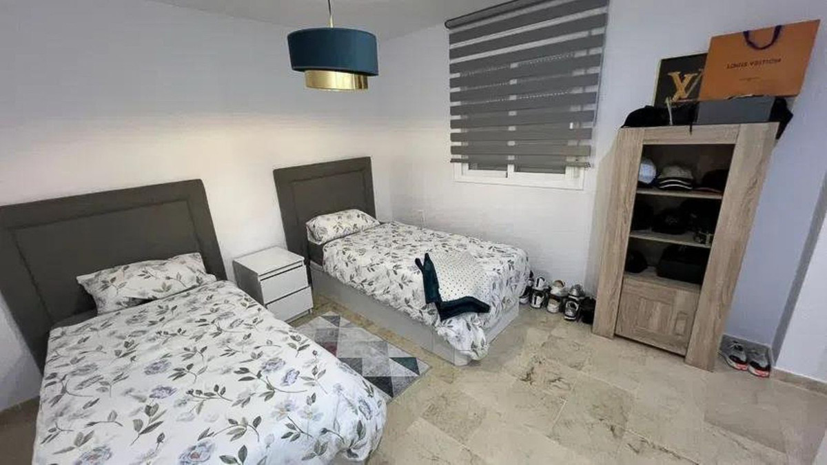 Appartement te koop in Nueva Andalucía | 2 slaapkamers H5147788