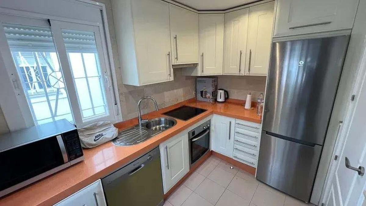 Appartement te koop in Nueva Andalucía | 2 slaapkamers H5147788