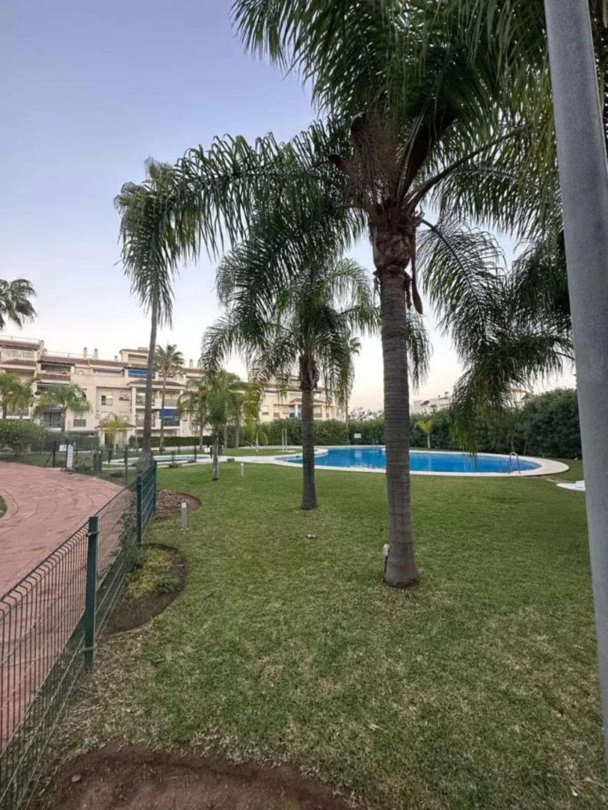 Appartement te koop in Nueva Andalucía | 3 slaapkamers H5147887