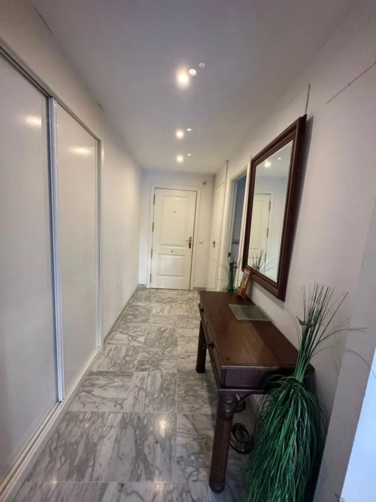 Appartement te koop in Nueva Andalucía | 3 slaapkamers H5147887