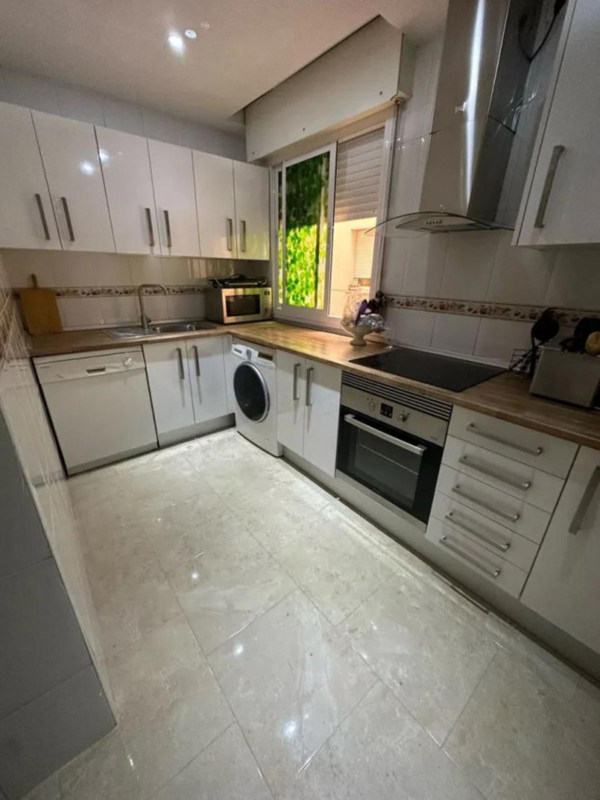 Appartement te koop in Nueva Andalucía | 3 slaapkamers H5147887