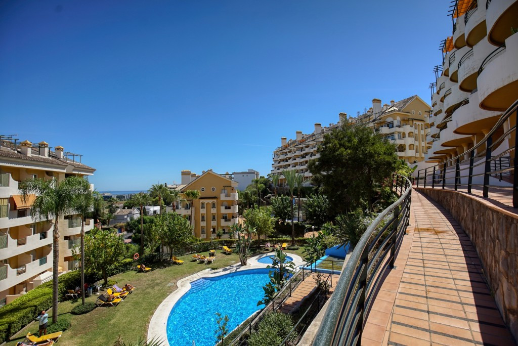 Appartement te koop in Nueva Andalucía | 2 slaapkamers H5150431
