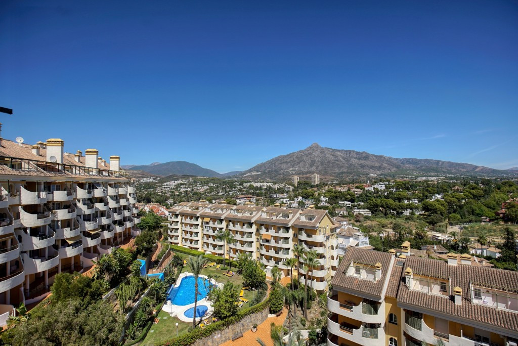 Appartement te koop in Nueva Andalucía | 2 slaapkamers H5150431