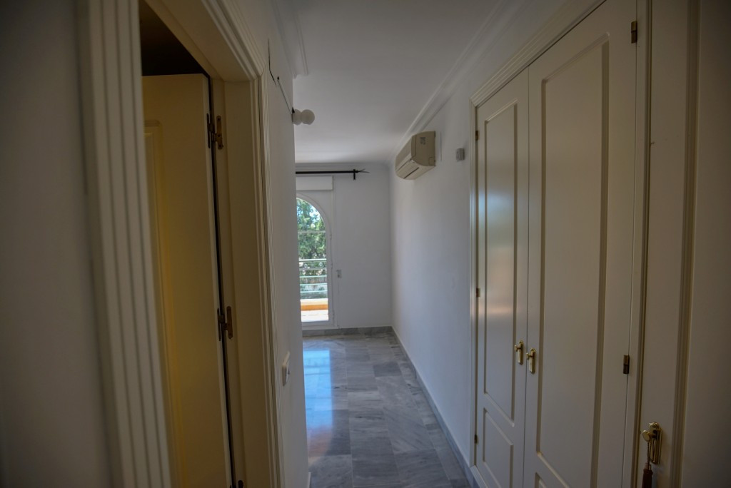 Appartement te koop in Nueva Andalucía | 2 slaapkamers H5150431