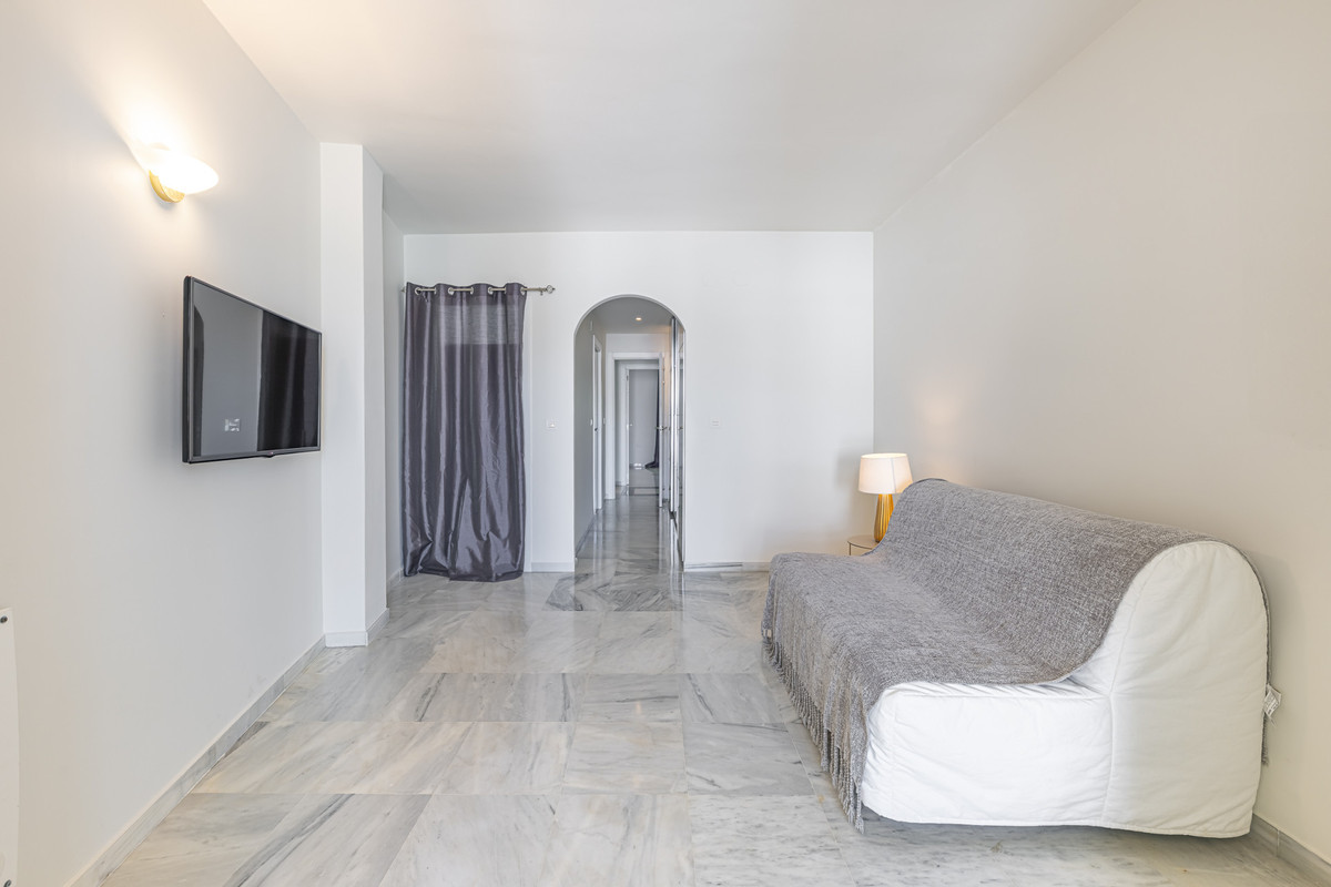 Appartement te koop in Nueva Andalucía | 2 slaapkamers H5150794