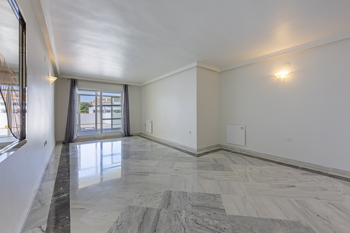 Appartement te koop in Nueva Andalucía | 2 slaapkamers H5150794