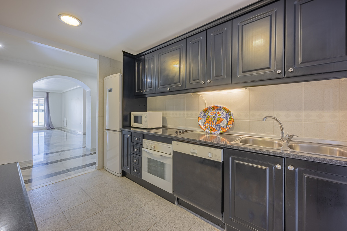 Appartement te koop in Nueva Andalucía | 2 slaapkamers H5150794