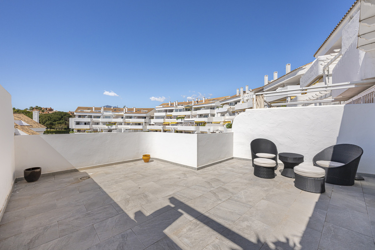 Appartement te koop in Nueva Andalucía | 2 slaapkamers H5150794