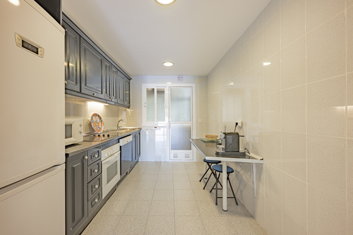Appartement te koop in Nueva Andalucía | 2 slaapkamers H5150794