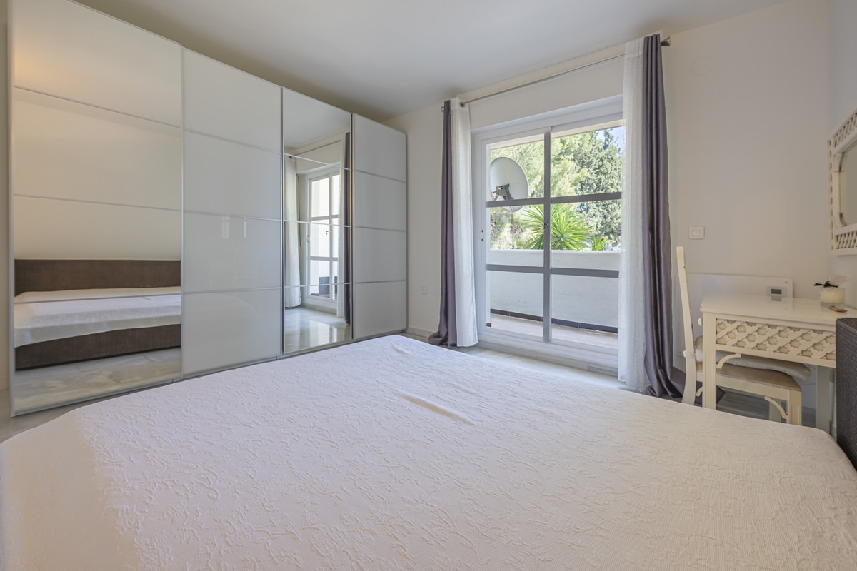 Appartement te koop in Nueva Andalucía | 2 slaapkamers H5150794