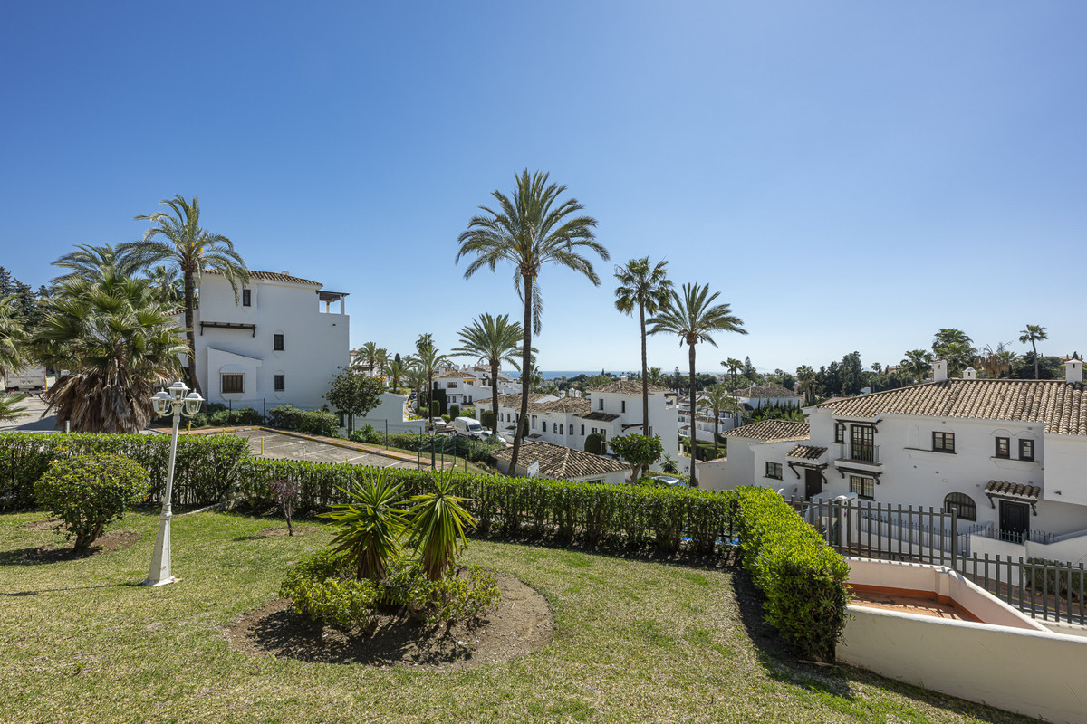 Appartement te koop in Nueva Andalucía | 2 slaapkamers H5150794