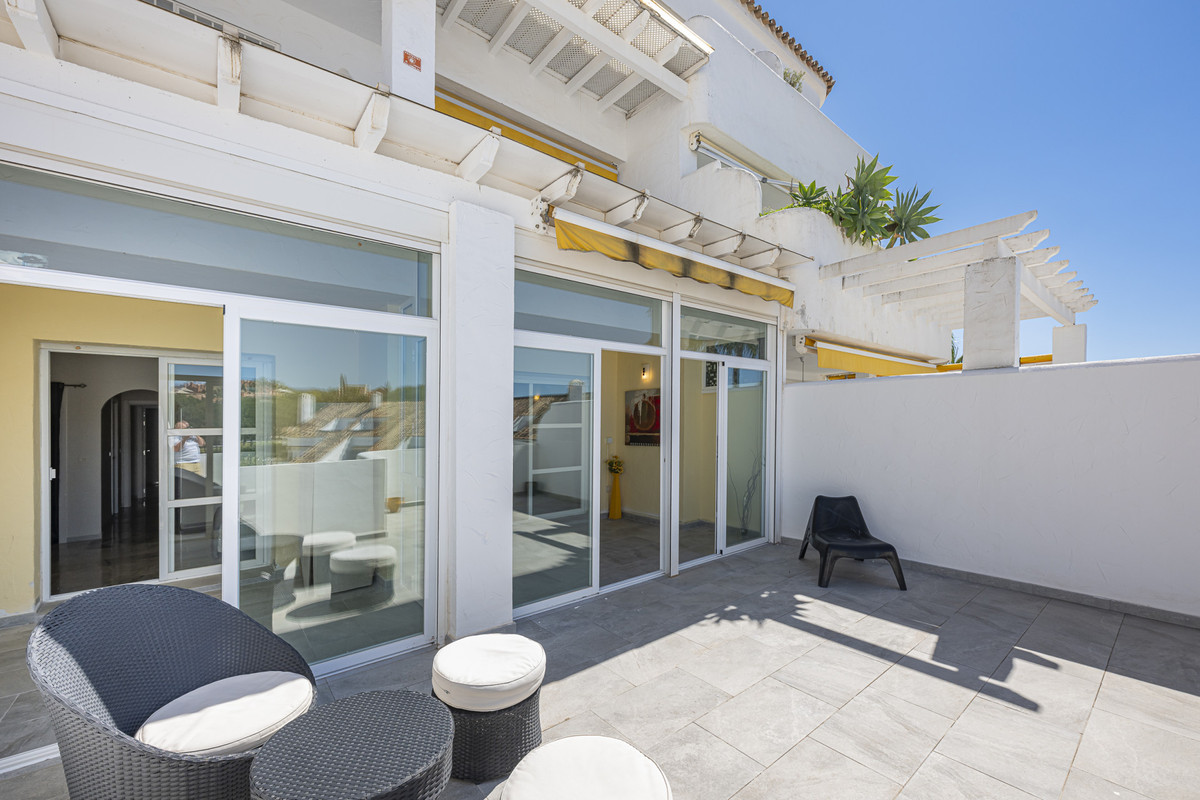 Appartement te koop in Nueva Andalucía | 2 slaapkamers H5150794