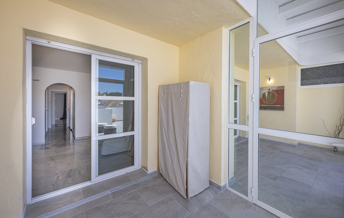 Appartement te koop in Nueva Andalucía | 2 slaapkamers H5150794