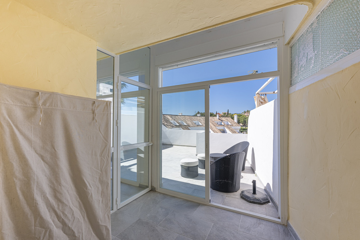 Appartement te koop in Nueva Andalucía | 2 slaapkamers H5150794