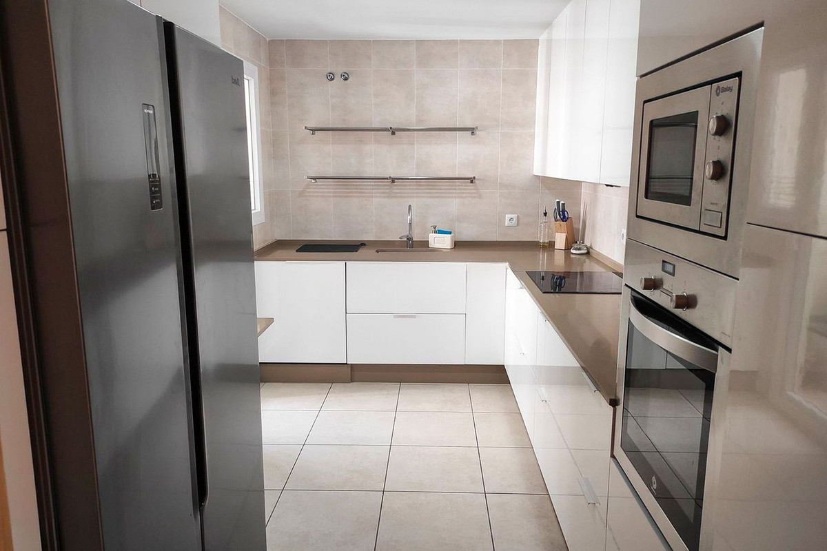 Appartement te koop in Nueva Andalucía | 3 slaapkamers H5150938