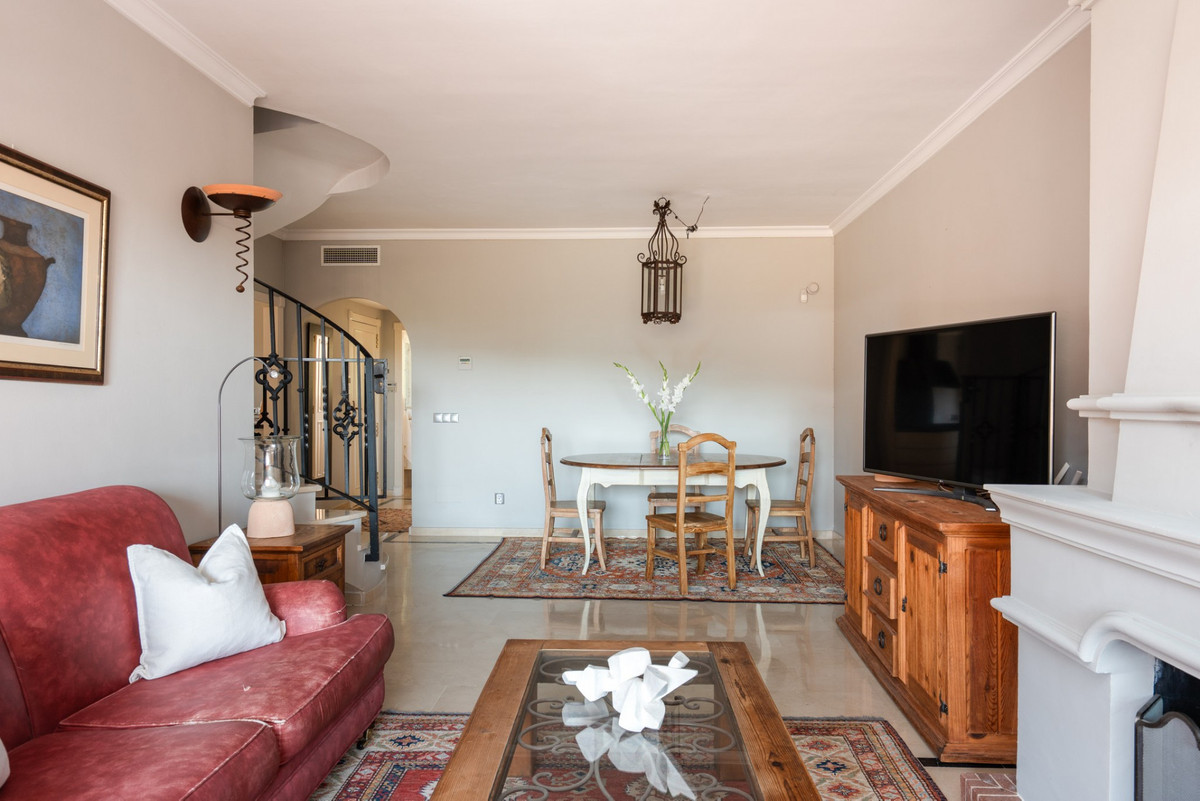 Appartement te koop in Nueva Andalucía | 2 slaapkamers H5152282