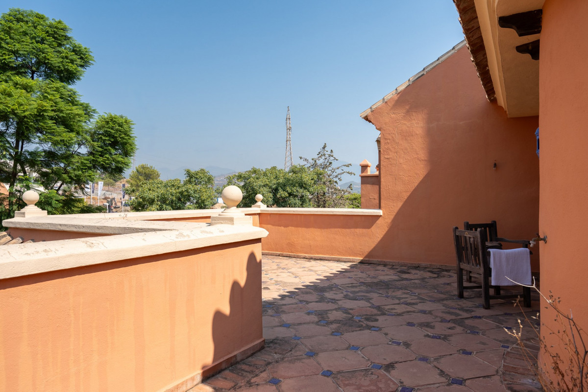 Appartement te koop in Nueva Andalucía | 2 slaapkamers H5152282