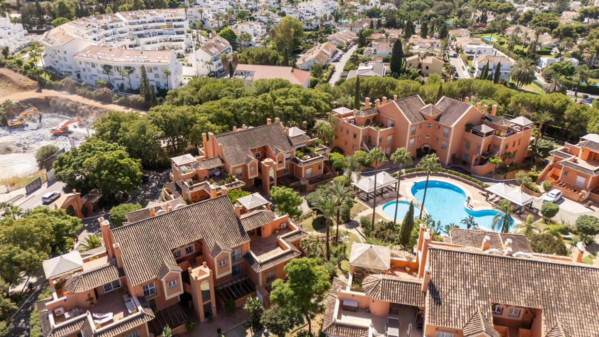 Appartement te koop in Nueva Andalucía | 2 slaapkamers H5152282