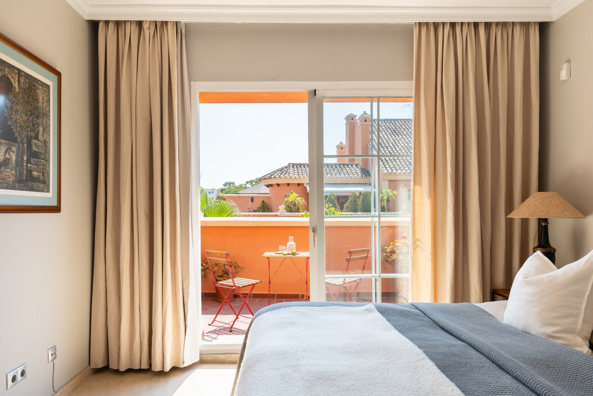 Appartement te koop in Nueva Andalucía | 2 slaapkamers H5152282