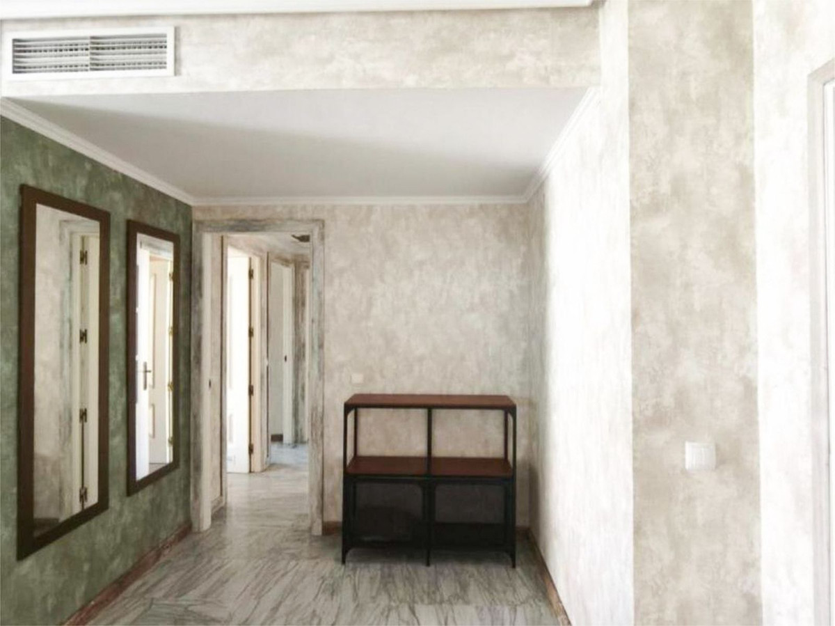 Appartement te koop in Nueva Andalucía | 2 slaapkamers H5153545