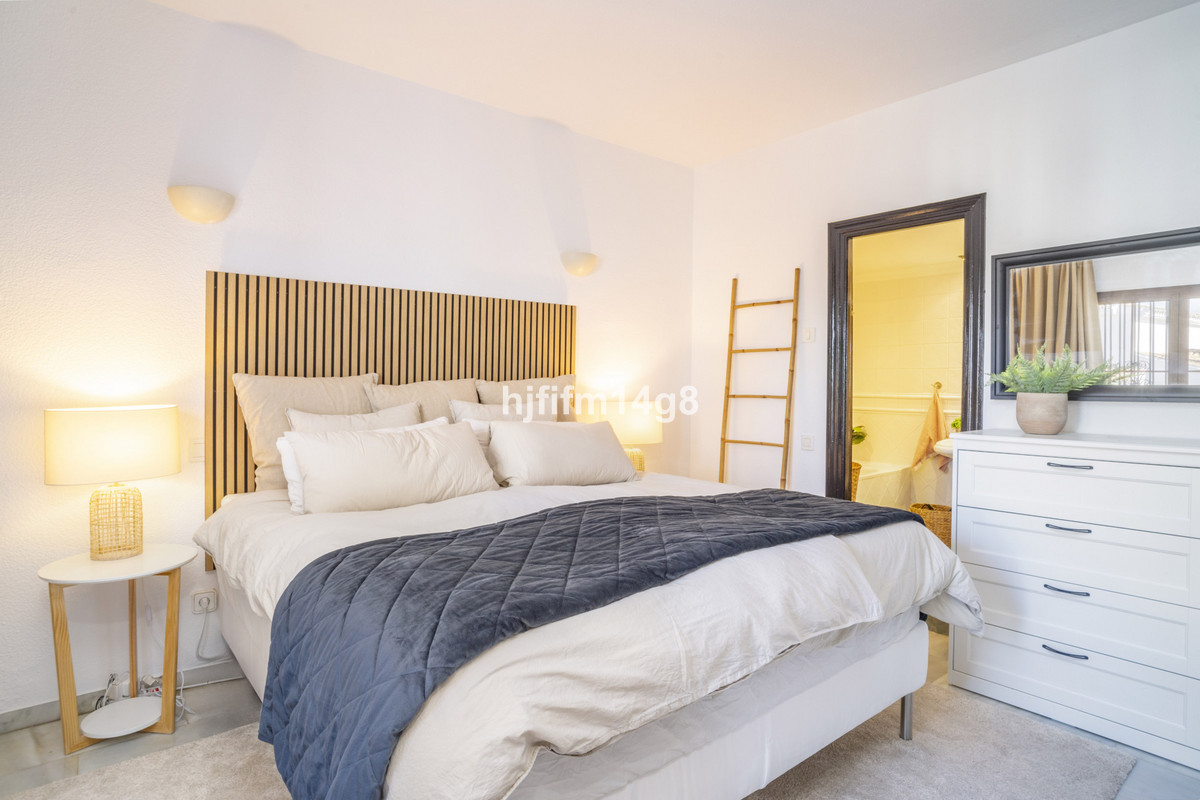 Appartement te koop in Nueva Andalucía | 2 slaapkamers H5153557