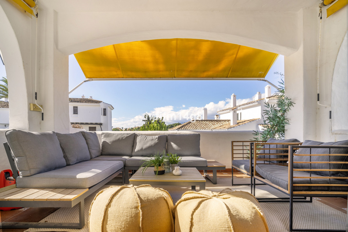 Appartement te koop in Nueva Andalucía | 2 slaapkamers H5153557