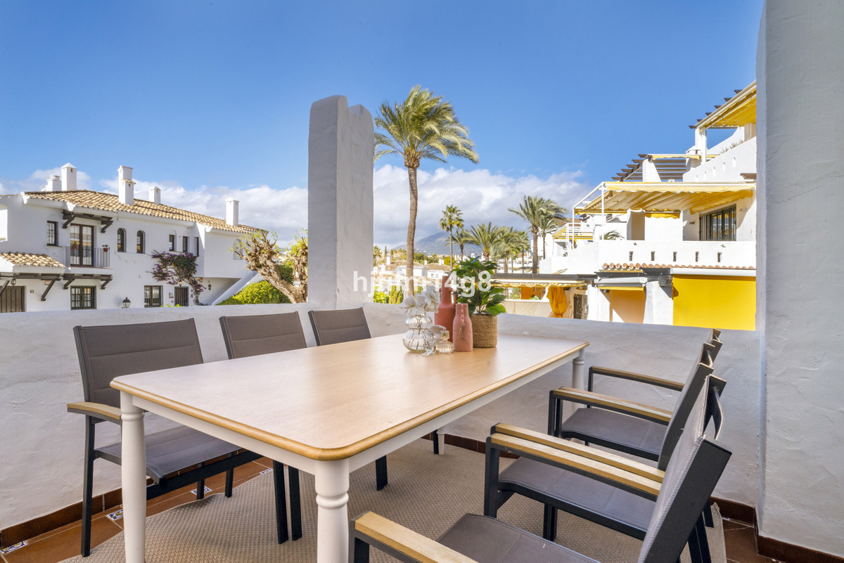 Appartement te koop in Nueva Andalucía | 2 slaapkamers H5153557