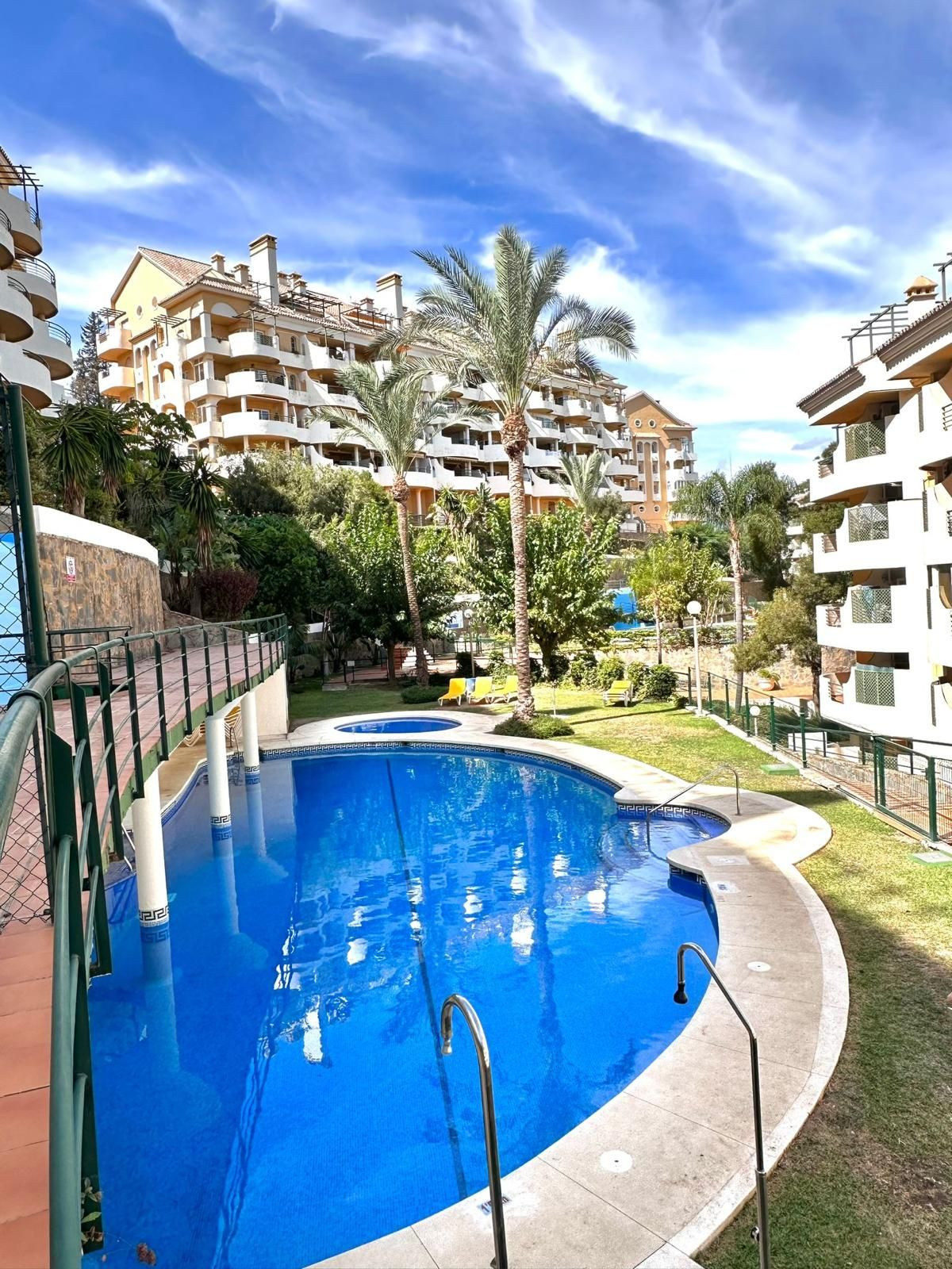 Duplex te koop in Nueva Andalucía | 3 slaapkamers H5154937