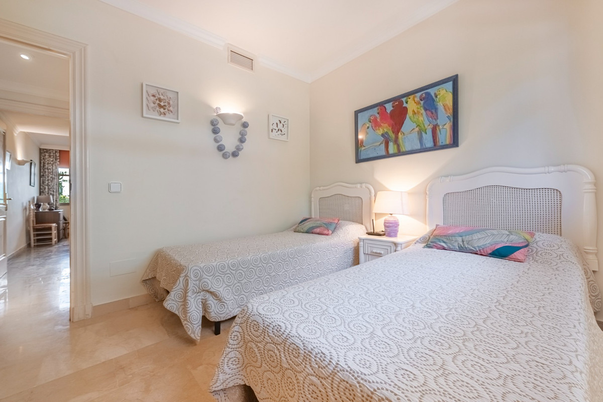 Appartement te koop in Nueva Andalucía | 2 slaapkamers H5155369