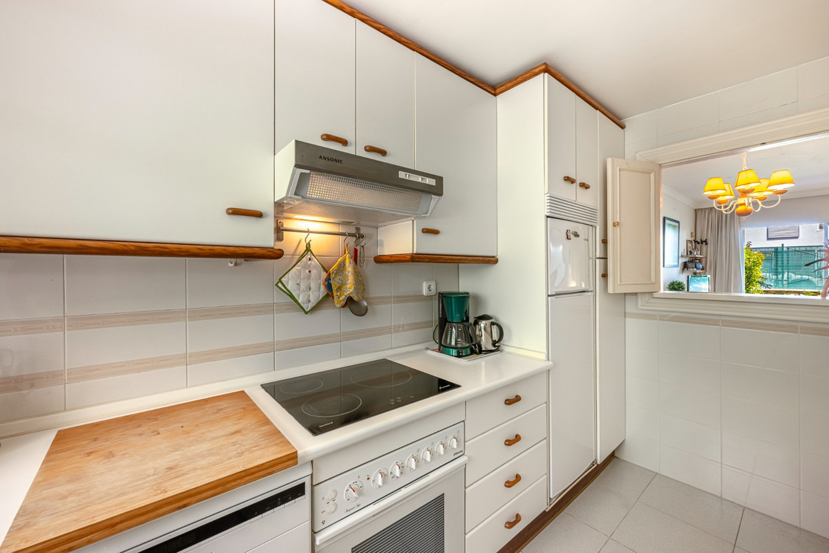 Appartement te koop in Nueva Andalucía | 2 slaapkamers H5155369